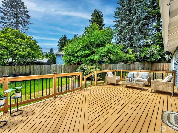 12815 98th Place NE, Kirkland, WA 98034