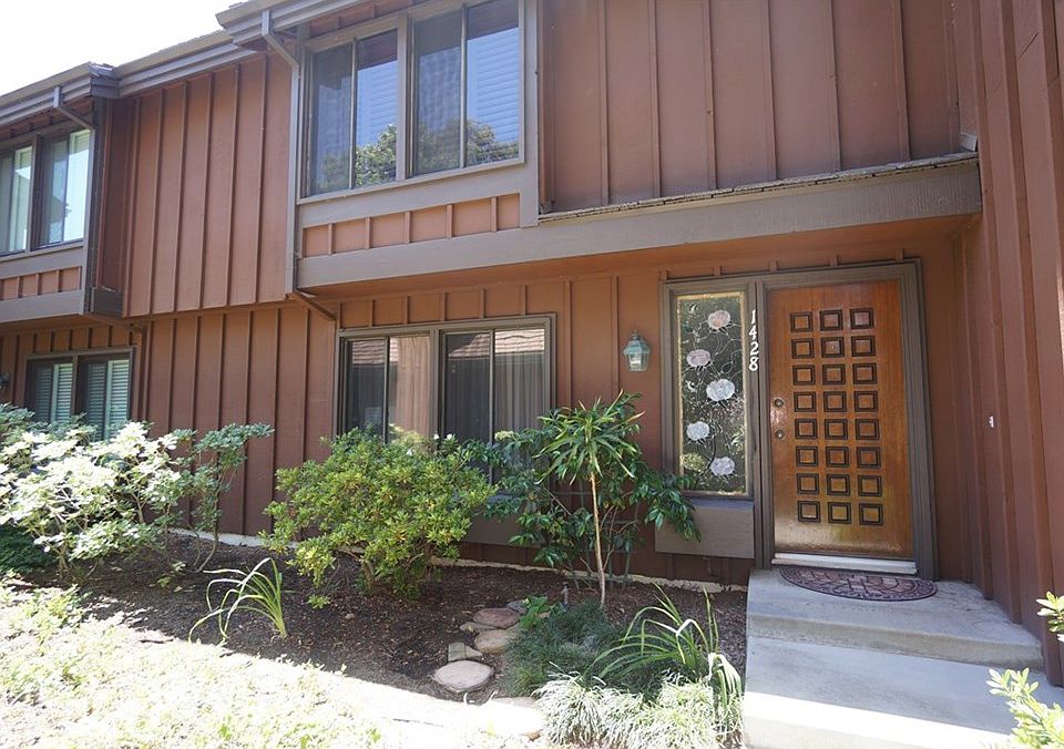 1st image of 1428 Stonewood Ct