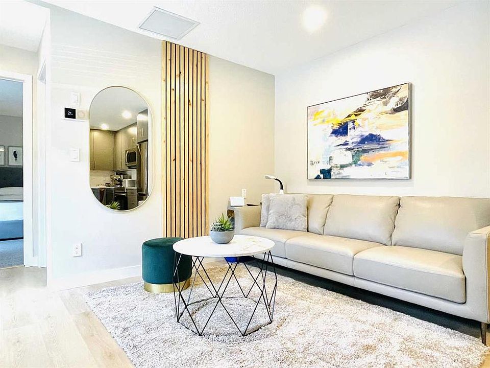 1st image of 115 SE Kananaskis Way #117