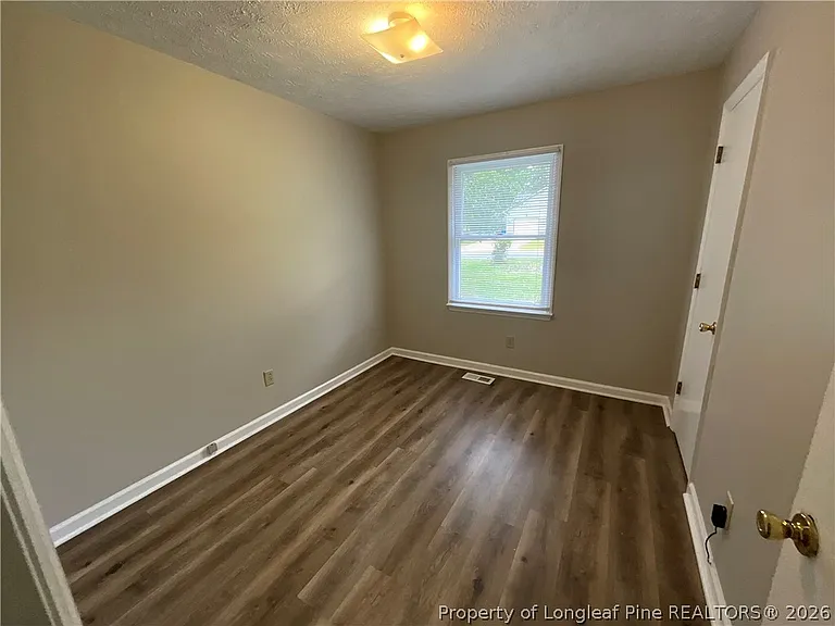 929 Kennesaw Dr — Photo 7