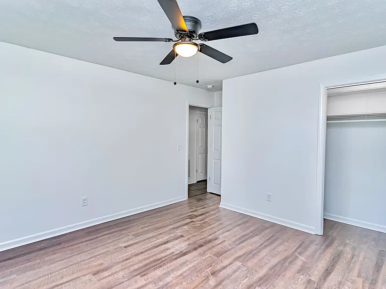 200 Lanewood Dr — Photo 12
