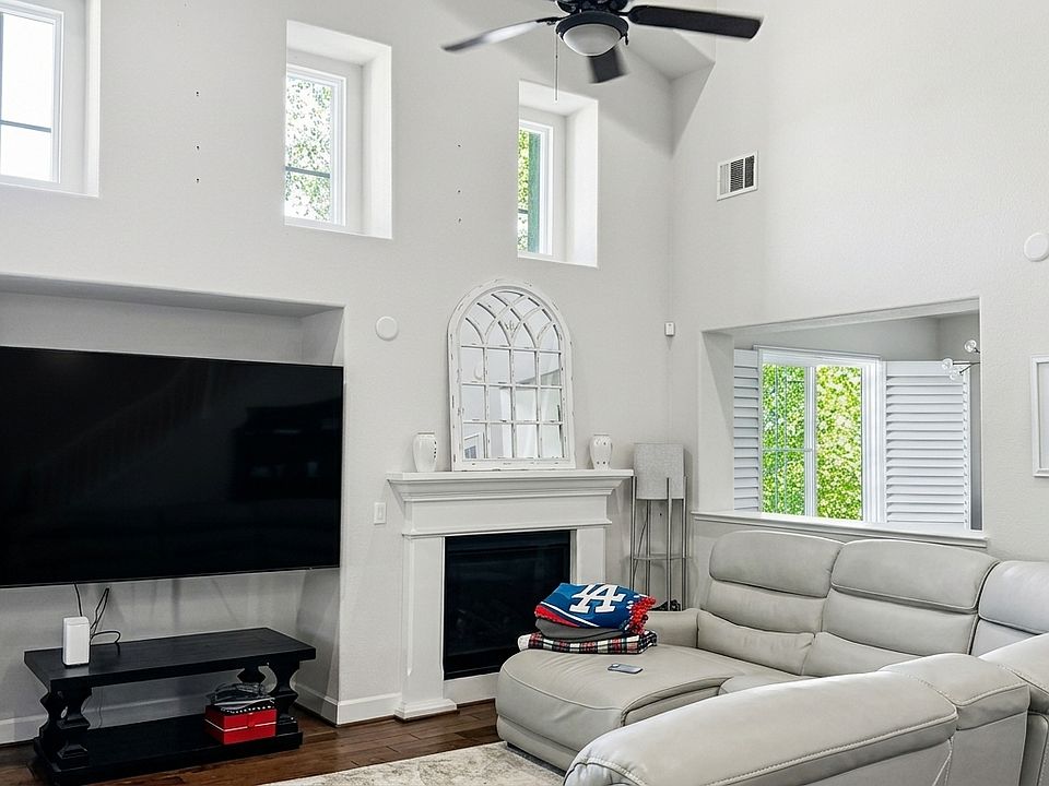 1st image of 655 Heligan Ln Unit 2