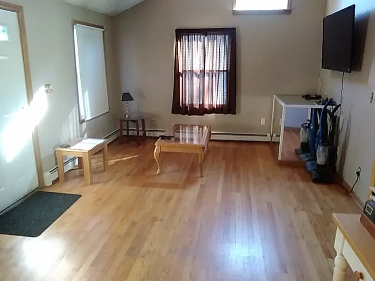 208 Hillcrest Ave #208 — Photo 9