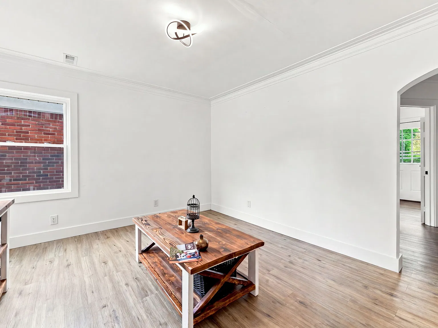 4 bed, 1141 sqft, $1,700 — Photo 4