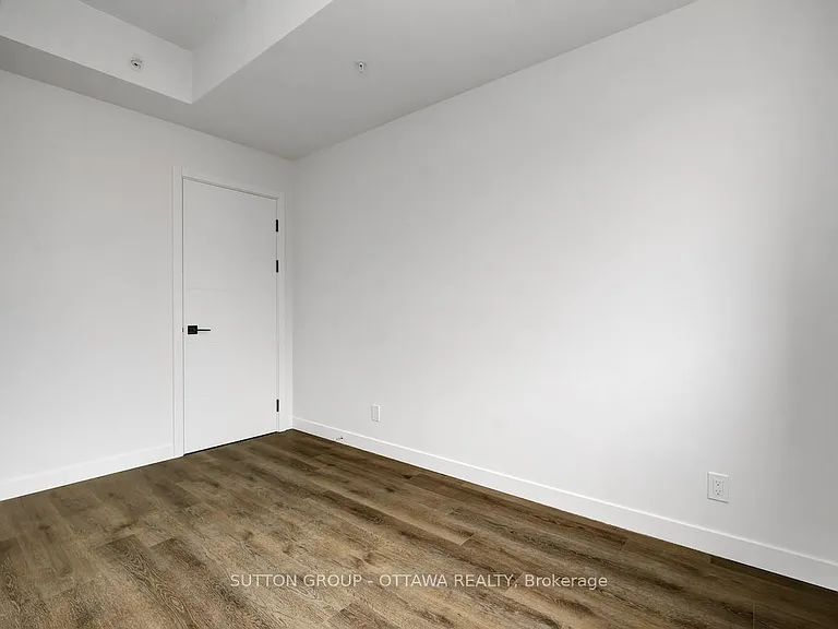399 Winston Ave #401 — Photo 29