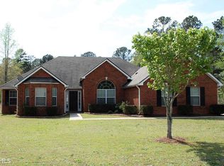 329 Yorkshire Trce, Hampton, GA 30228