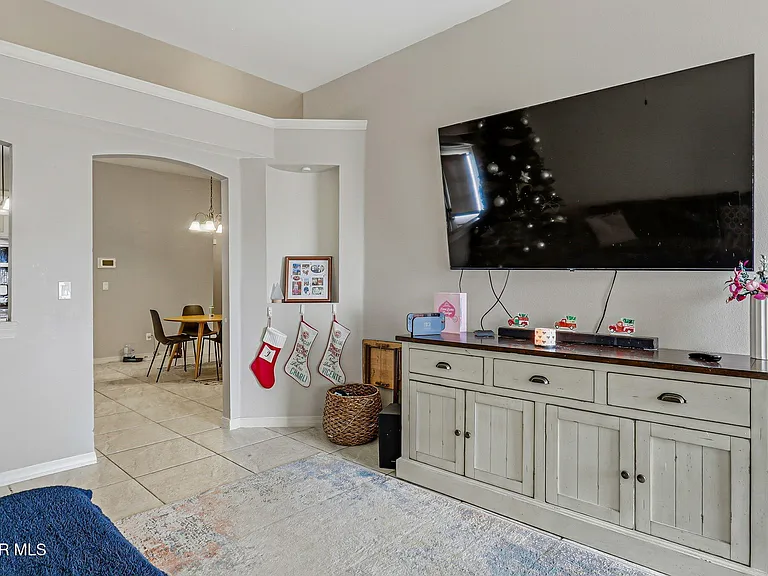 3853 Loma Brisa Dr — Photo 6