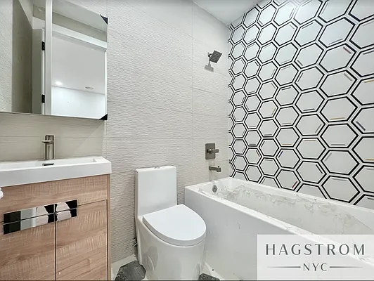 Rented by Hagstrom Management Inc | media 20