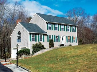 68 Linden St, Douglas, MA 01516