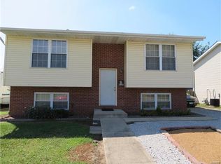 133 E 4th St, Roxana, IL 62084