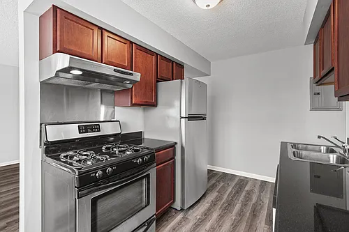 2720 Rosalyn Ct #202 Photo 1