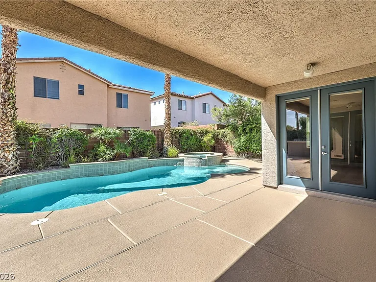 8347 Campbell Springs Ave — Photo 37