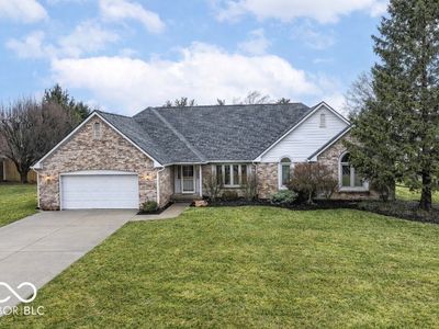6052 W Broken Arrow Dr, New Palestine, IN, 46163