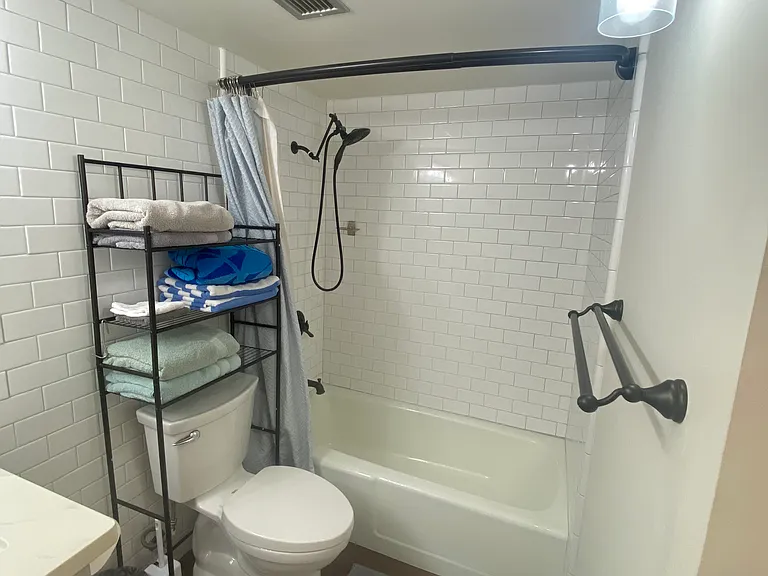 2825 S King St #2202-2 — Photo 25