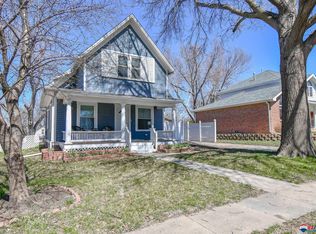 6728 Orchard St, Lincoln, NE 68505