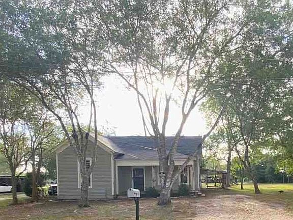 5th image of 801 Josephine St