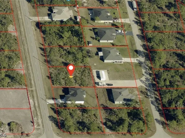 1846 Richmond Ave N, Lehigh Acres, FL 33972