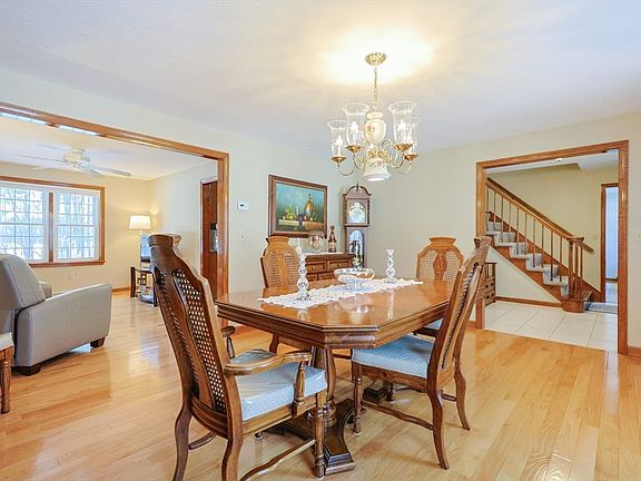 5th image of 18 Joseph Rd