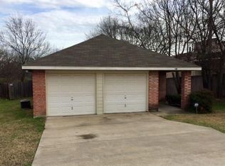 108 Alpine Rd, Desoto, TX 75115