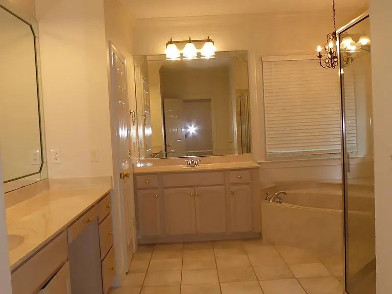 1040 Cole Cir — Photo 16