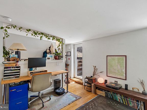 3rd image of 2020 Christian St APT E