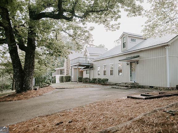 4th image of 709 Day Rd