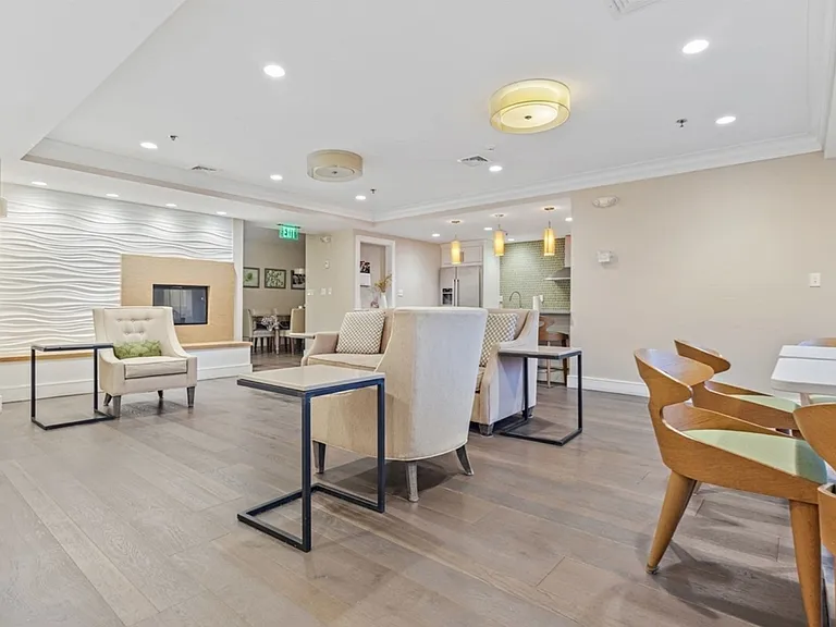 3920 Mystic Valley Pkwy #9 — Photo 19