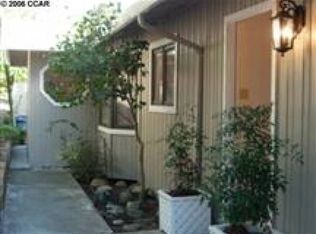 34 Owl Hill Rd, Orinda, CA 94563