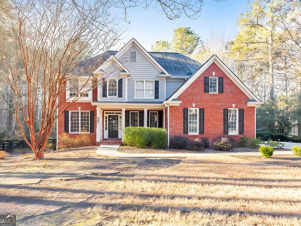 1st image of 907 Pin Oak Pl