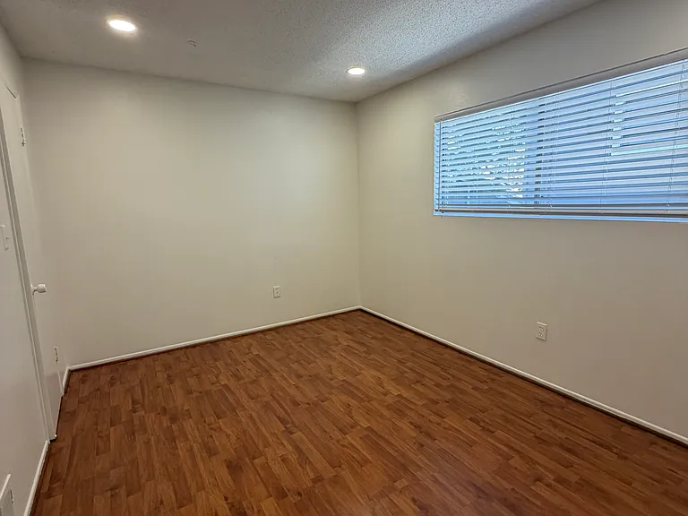 14522 Del Amo Ave #D — Photo 18