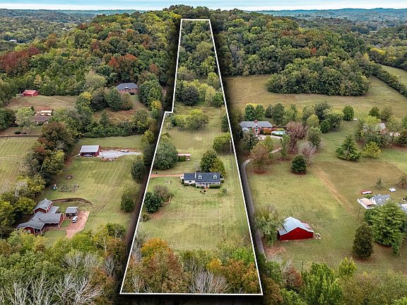 2nd image of 6272 Lickton Pike