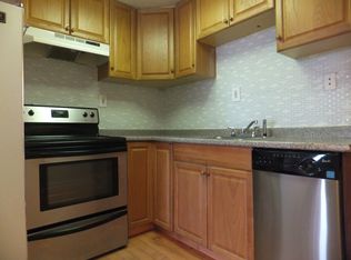 1131 S 11th St, Philadelphia, PA 19147