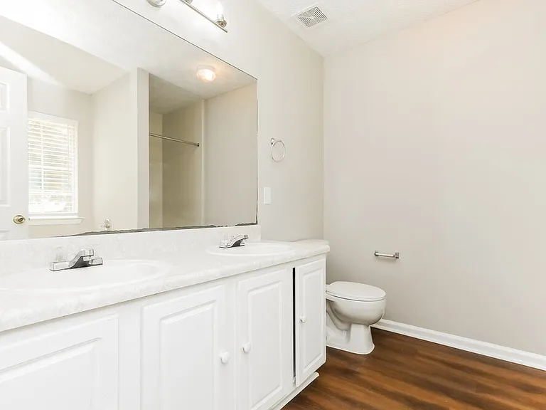 1716 Graystone Dr — Photo 11