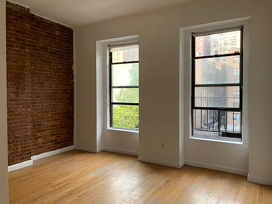 Rented by Sky Management | media 36