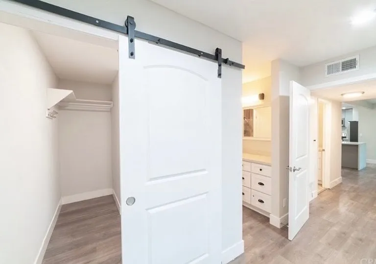 1001 W Macarthur Blvd #72 — Photo 18