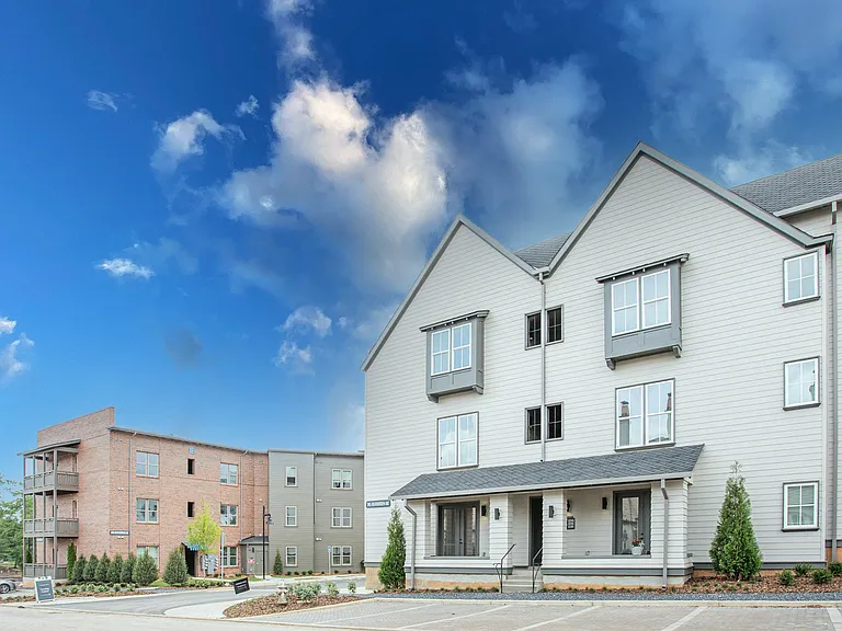 Premiere Lofts at Trilith - Luxury Apartments — Photo 39
