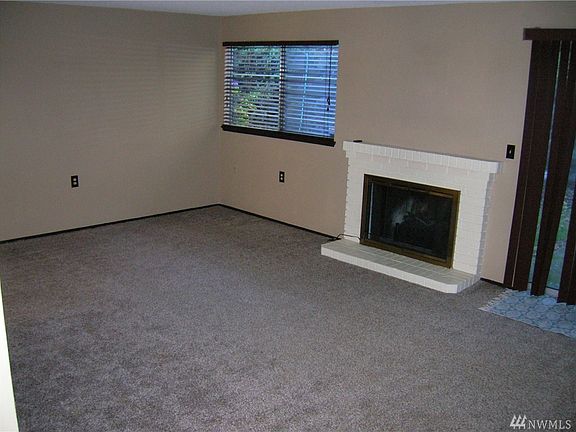 5th image of 27004 47th Ave S APT 102