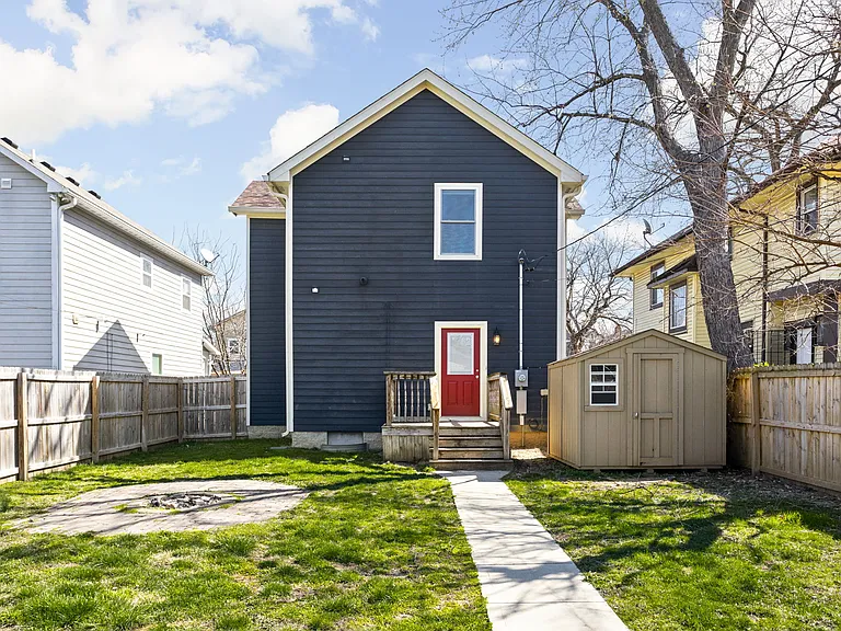 3110 Broadway St — Photo 23