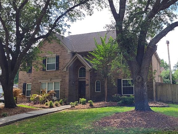 3rd image of 3119 Cedar Village Dr