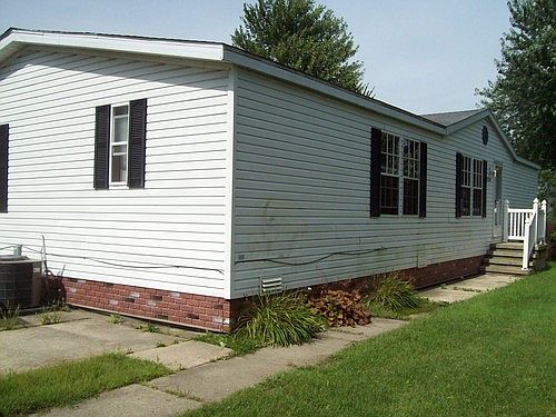 3rd image of 49349 Au Lac Dr E