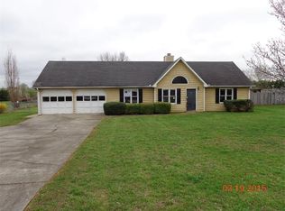 28 Cannon Cres, Cartersville, GA 30120