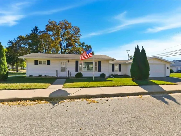 151 E June St, Adams, WI 53910