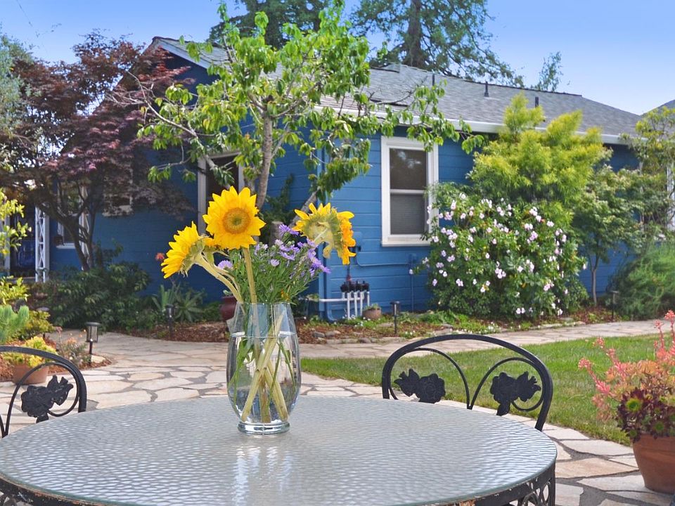 1st image of 1696-1698 Cozy Ct