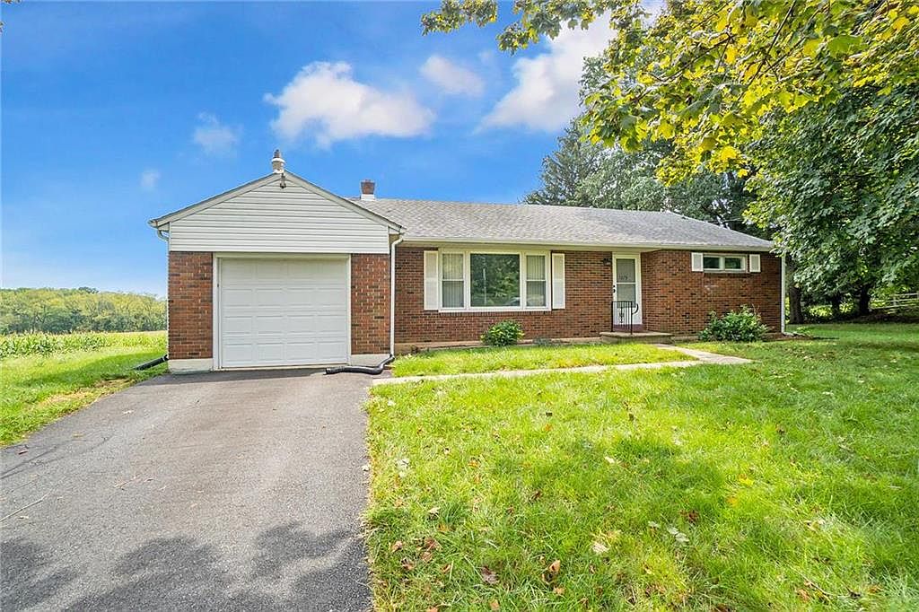 1819 Blue Barn Rd, Orefield, PA 18069 Zillow