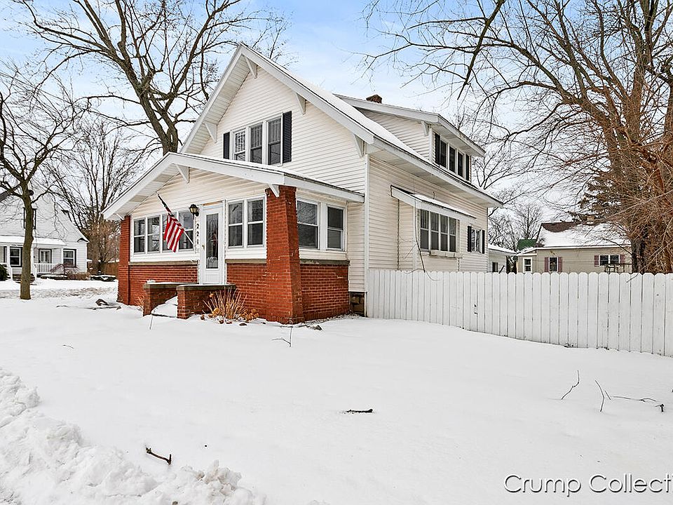 221 S Stewart Ave, Fremont, MI 49412 Zillow