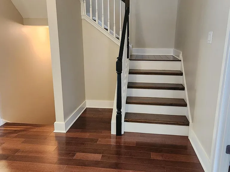 805 Rosehill Dr — Photo 25