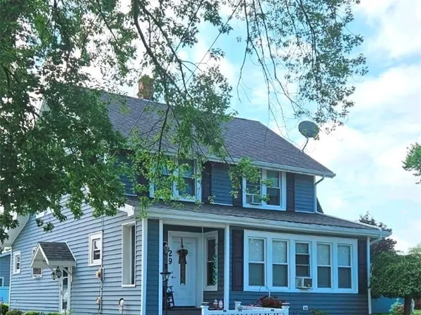 29 Willowbrook Ave, Dunkirk, NY 14048