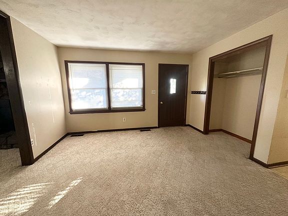 4th image of 217 S West Ave