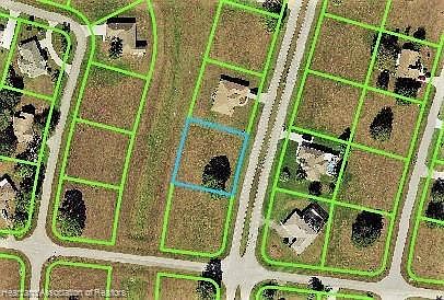 1st image of 1008 Duane Palmer Blvd