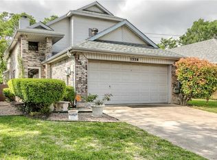 1338 Daffodil Ln, Lewisville, TX 75077